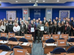 Młodzieżowa Rada Miasta Częstochowy zacieśnia współpracę z Uniwersytetem Jana Długosza. Podpisano list intencyjny