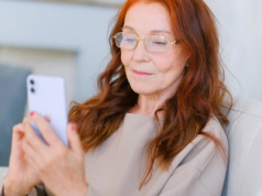 Minimalna płaca kontra minimalna emerytura. Przepaść między nimi to powód do wstydu dla państwa