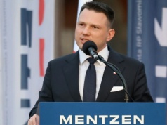 Rząd chce przejąć upadającego Carrefoura. Będą kolejne stołki do obsadzenia