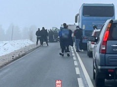 Ustawka pseudokibiców przerwana przez policję. Interwencja na drodze wojewódzkiej