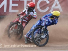 Żużel. Dlatego odpuścili walkę o duże nazwiska. To jest plan Orła