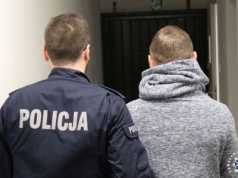Nie żyje 56-latek. Policja zatrzymała podejrzanego o pobicie ze skutkiem śmiertelnym