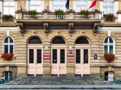 Samorządy nie dbają wystarczająco o pracowników. Ponad połowa chce odejść