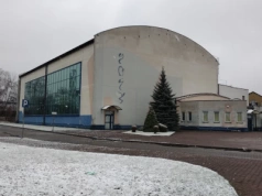 Ściany i dach do wzmocnienia. Hala MCKiS na Osiedlu Stałym pozostaje zamknięta