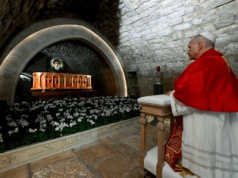 Papież: Św. Szarbel jak świeża, czysta woda, która nas pociąga