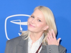 Małgorzata Kożuchowska na Warsaw Serialcon. Dżinsy i marynarka to hit