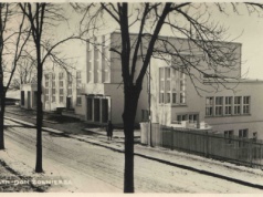 Dziewięć dekad przy Błogockiej 24 w Cieszynie. Od żołnierskiej przystani do młodzieżowego hostelu