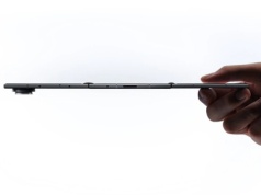 Samsung prezentuje nowego smartfona ze składanym ekranem. Cena zaskakuje