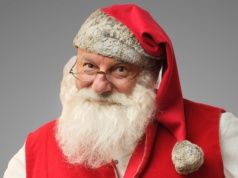 Mikołajkowy Blok Reklamowy z Piotrem Gąsowskim: włącz Polsat, obejrzyj reklamy i pomóż - prościej się nie da!