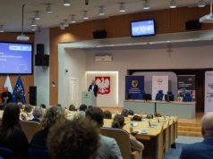 Kolejni dostawcy z Pomorza szykują się do budowy atomu i morskich wiatraków