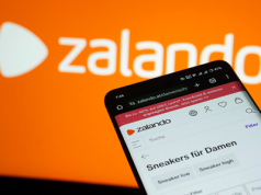Problemy Zalando: Polacy ruszyli na zakupy, Niemcy wciąż czekają