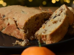 Bez grama tłuszczu i proszku do pieczenia. To przedwojenne ciasto zrobi furorę na święta