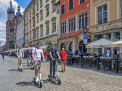 Polacy polubili weekendowe wypady do miast. „City break to emocje i błyskawiczne decyzje”