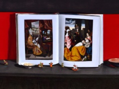 BWA Sokół Nowy Sącz: „Szczeliny istnienia. W oczekiwaniu na Plecy Boga” – wernisaż wystawy