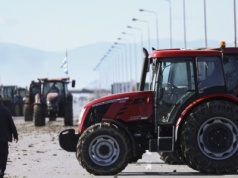 Wielkie protesty rolników w Grecji. Kolumny traktorów ciągną się kilometrami