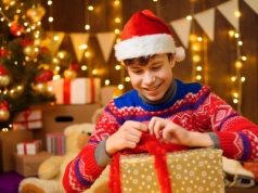 Idealne prezenty dla nastolatka na Święta. Pomysły na każdą kieszeń