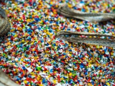 Nowy plastik rozpada się dokładnie wtedy, kiedy chcemy