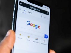 Podmienianie nagłówków artykułów przez AI bez wiedzy portali Google nazywa „małym eksperymentem”
