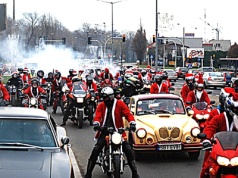 Motomikołaje przejadą przez polskie miasta. Motocyklowe imprezy mikołajkowe w dniach 5-7 grudnia 2025