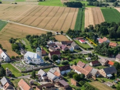 Masowo opuszczają miasta i wyjeżdżają na wieś. Zjawisko zyskuje popularność