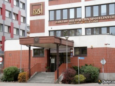 Pracownicy biorą coraz częściej L4 z powodu nadużycia alkoholu. Problem dotyczy głównie 40-latków