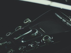 Masz takie auto? Szykuj się na reklamy w kokpitach