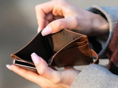 Leasing nowych samochodów z rabatem. Jakie są korzyści z zaliczenia opłaty wstępnej w koszty?