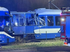 Zderzenie tramwajów na rondzie Kocmyrzowskim. Ponad 30. osób poszkodowanych  (Galeria)