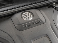 UE wycofa się z zakazu aut spalinowych? Bruksela szykuje zmiany