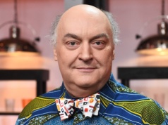 "Ozorki dla plebsu, szynka dla klasy średniej". Maciej Nowak bezlitośnie o modach kulinarnych