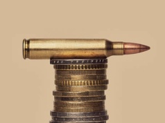 Światowy sektor zbrojeniowy digitalizuje się i szybko rośnie