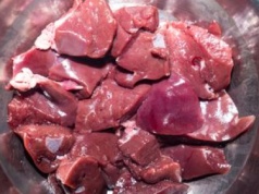 Jak przygotować wątróbkę? Trzymaj się tych zasad, a nie wyjdzie gorzka