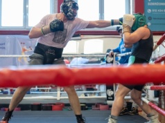 Polak przed życiową szansą. Haruje jak wół. Widzieliśmy to na własne oczy