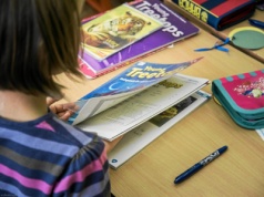 Zadanie domowe dla pierwszoklasistów pokonało rodziców. "Co tu będzie?"