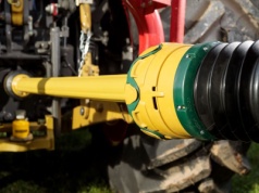 Bezpieczne i trwałe wały PTO. Eksperckie porady Kramp.