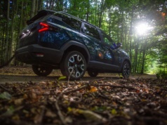 Nowa Dacia Bigster 1.8 Hybrid 155 testowana na długim dystansie przez Topgear – jak przyspiesza hybrydowy SUV?