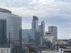 Tylko 16 proc. Polaków uważa, że nasz kraj jest zamożny. "Lubią narzekać"