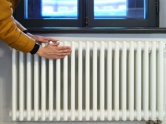 Grzejniki gorące jak piekło, a w domu chłodno? Tu może uciekać ciepło