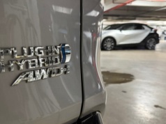 Kupujesz nowy samochód hybrydowy? Rząd dopłaci nawet ponad 21000 zł. Gdzie tkwi haczyk?