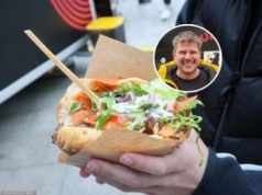 Tłumy na otwarciu budki Chajzera w Toruniu. Oto ceny kebabów