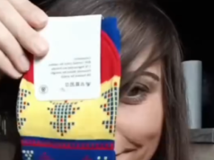 Paczka Lidla kontra ta z Biedronki. Porównujemy prezenty dla pracowników