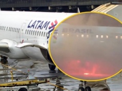 Nagle pojawił się ogień. 180 osób na pokładzie samolotu