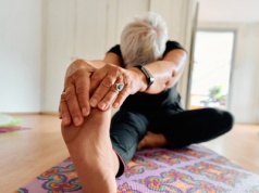 Zapomnij o bólu karku i lędźwi. Ten zestaw działa jak reset dla kręgosłupa