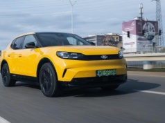 Ford Capri Premium AWD ikoną nie będzie. To raczej jej modny substytut