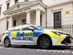 Skandal w Londynie. Królewskie klejnoty zagrożone