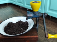 Jedna łyżka dziennie dla mocnych kości i lepszego trawienia. Zapomniany produkt wraca na nasze stoły