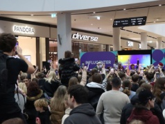 Tłumy w Bonarce na otwarciu sklepu Ekipy INFLUCENTER