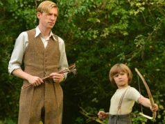 Co oglądać całą rodziną w Mikołajki? Klasyka i nowości z Netflix