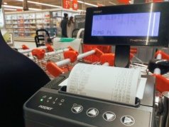 Grudniowy paradoks zakupowy. Chcemy wydać więcej, choć święta będą tańsze