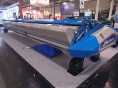 Stripper, czyli heder, który zbiera tylko kłosy. Tak jest o nawet 50% szybciej i lepiej dla gleby